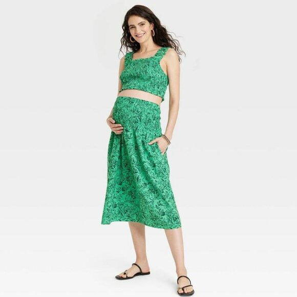 NEW - Isabel Maternity - Women's Sleeveless Smocked - 2 Piece Maternity Set - Picture 1 of 5